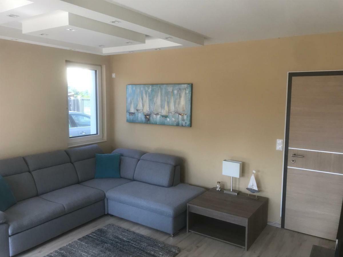 Azur Apartman Balatonfured Exterior photo