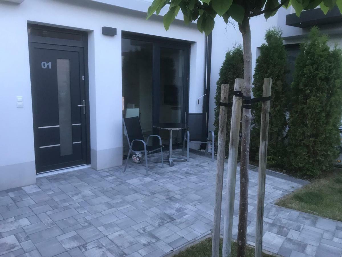 Azur Apartman Balatonfured Exterior photo